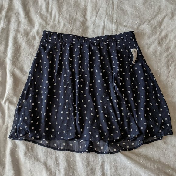 Old Navy Dresses & Skirts - Old Navy Pleated Skirt Navy w/ Dots Women's Size M